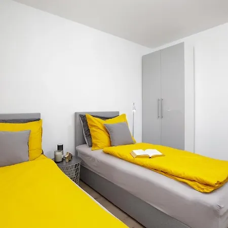 Volme & Sky * بنجول