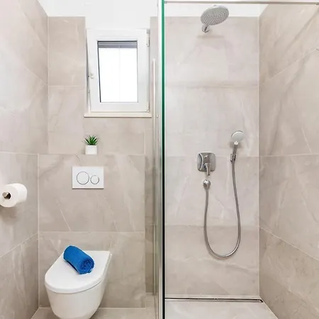 Volme & Sky شقة بنجول